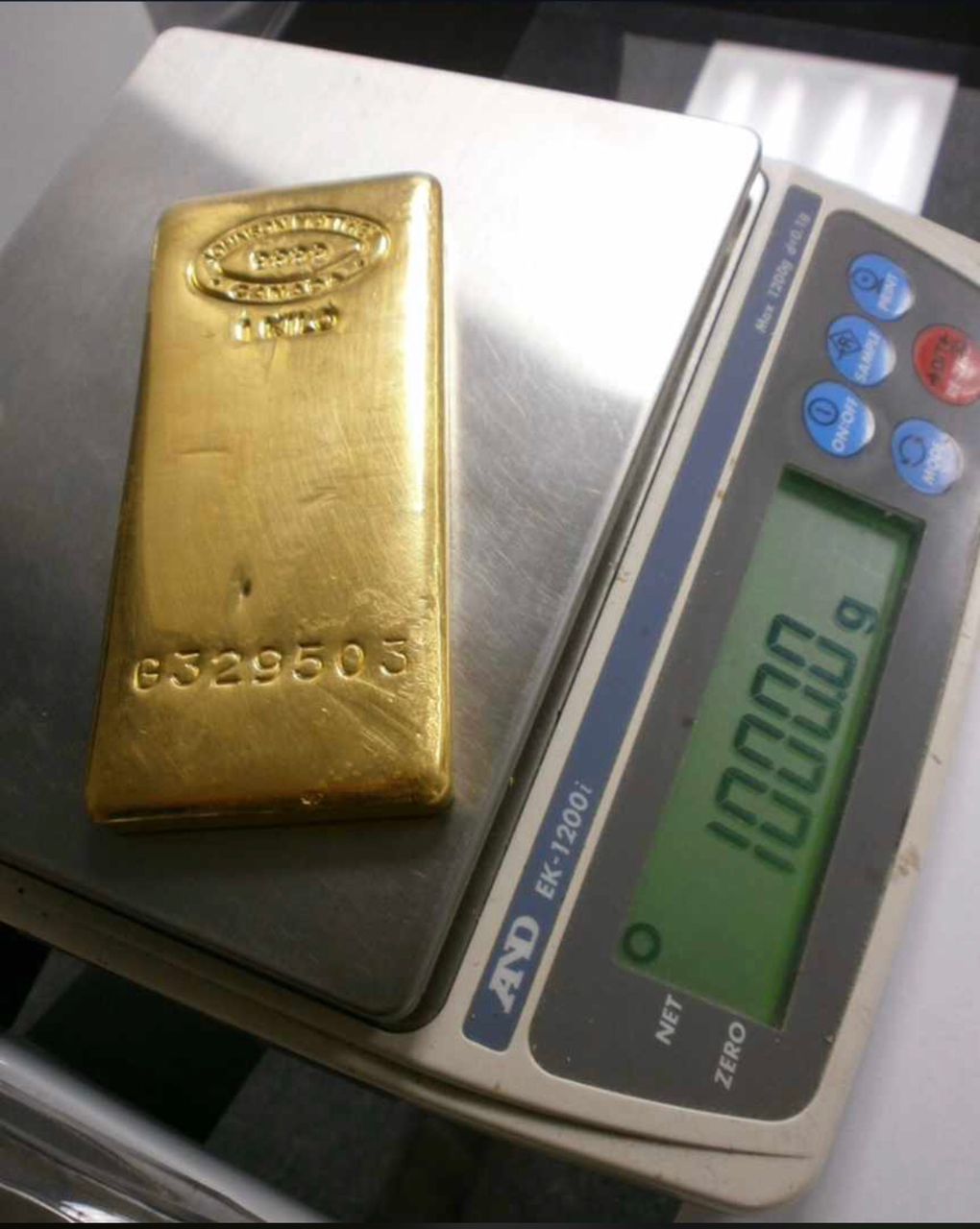 https://mineralsinafrica.com/wp-content/uploads/2025/02/gold2.jpg